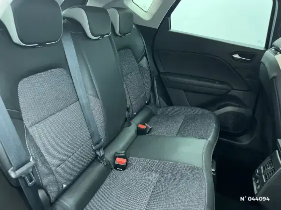 RENAULT CAPTUR II - voiture d'occasion - Photo 11