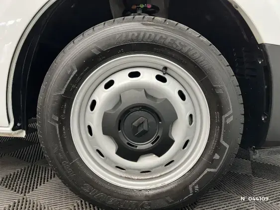 RENAULT TRAFIC FG III - voiture d'occasion - Photo 8