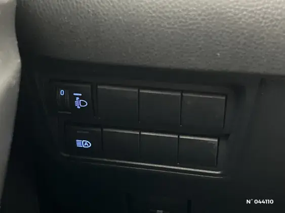 TOYOTA YARIS IV - voiture d'occasion - Photo 15