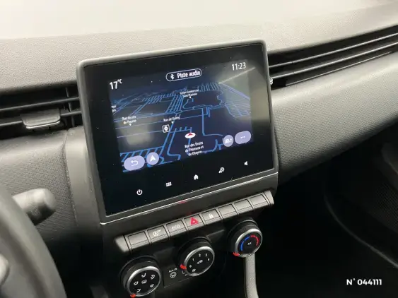 RENAULT CLIO V - voiture d'occasion - Photo 13