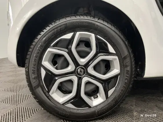 RENAULT TWINGO III - voiture d'occasion - Photo 8