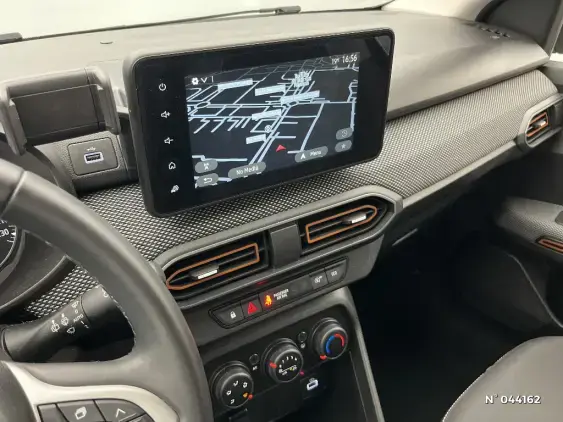 DACIA SANDERO III - voiture d'occasion - Photo 13