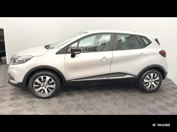 RENAULT CAPTUR - voiture d'occasion - Photo 2