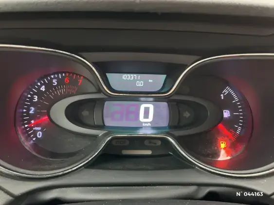 RENAULT CAPTUR - voiture d'occasion - Photo 12