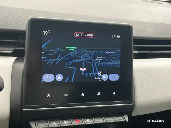 RENAULT CLIO V - voiture d'occasion - Photo 13