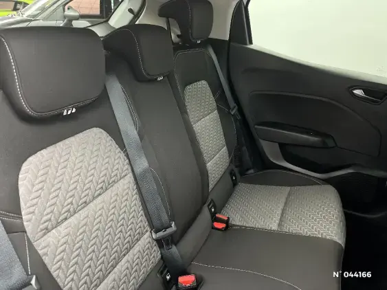 RENAULT CLIO V - voiture d'occasion - Photo 11