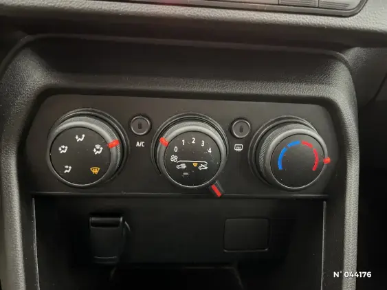 DACIA SANDERO III - voiture d'occasion - Photo 14