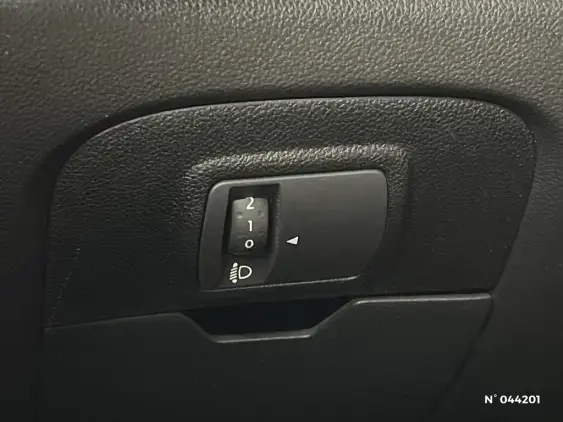 RENAULT MEGANE IV - voiture d'occasion - Photo 15
