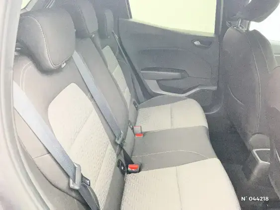 RENAULT CLIO V - voiture d'occasion - Photo 11