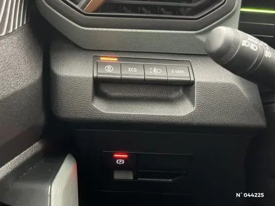 DACIA DUSTER III - voiture d'occasion - Photo 14