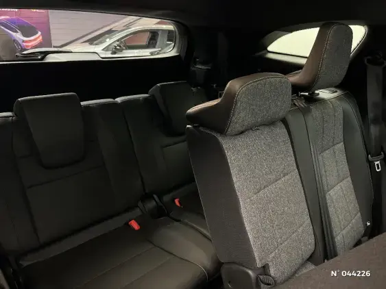 RENAULT ESPACE VI - voiture d'occasion - Photo 27