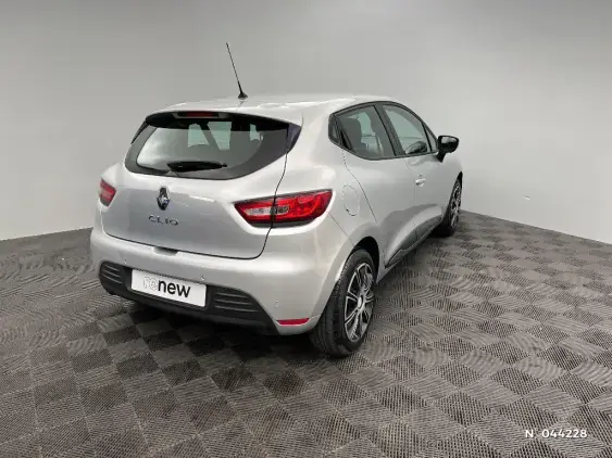 RENAULT CLIO IV - voiture d'occasion - Photo 4