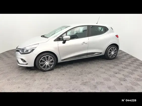 RENAULT CLIO IV - voiture d'occasion - Photo 2