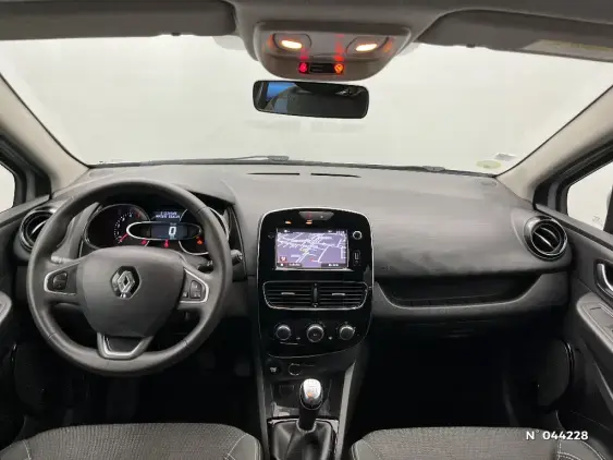 RENAULT CLIO IV - voiture d'occasion - Photo 9