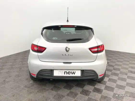 RENAULT CLIO IV - voiture d'occasion - Photo 6
