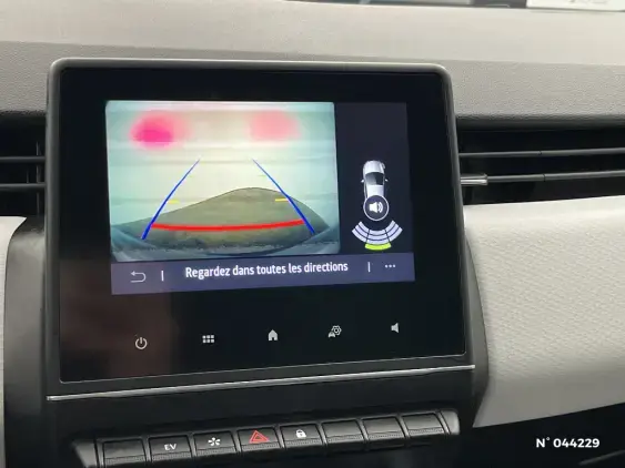 RENAULT CLIO V - voiture d'occasion - Photo 14