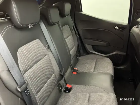 RENAULT CLIO V - voiture d'occasion - Photo 11