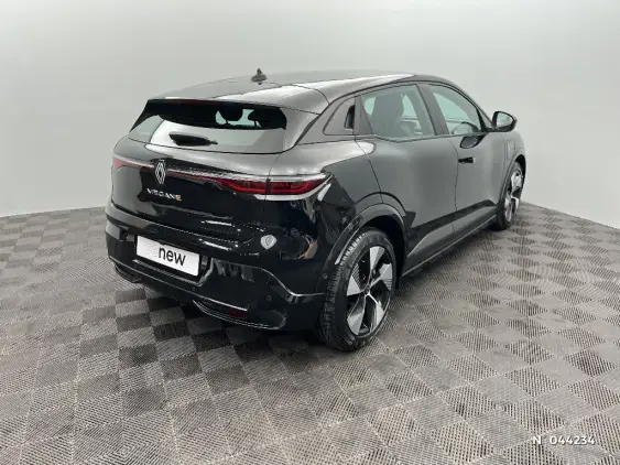 RENAULT MEGANE V - voiture d'occasion - Photo 4