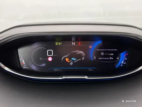 PEUGEOT 3008 II - voiture d'occasion - Photo 12