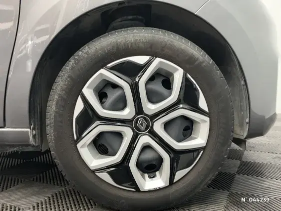 RENAULT TWINGO III - voiture d'occasion - Photo 8