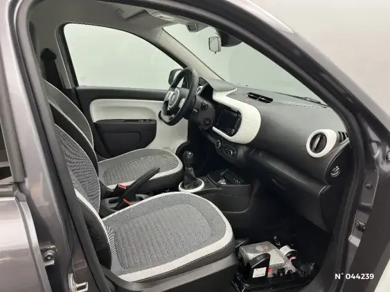 RENAULT TWINGO III - voiture d'occasion - Photo 10