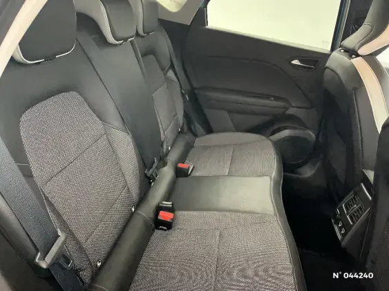 RENAULT CAPTUR II - voiture d'occasion - Photo 11