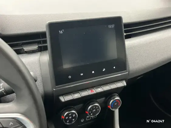 RENAULT CLIO V - voiture d'occasion - Photo 13