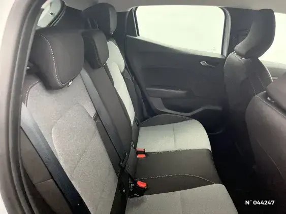 RENAULT CLIO V - voiture d'occasion - Photo 11