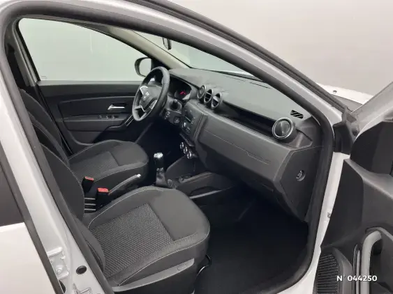 DACIA DUSTER II - voiture d'occasion - Photo 10