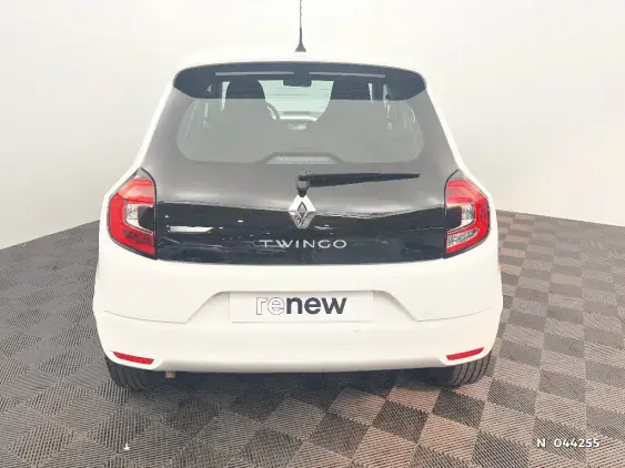 RENAULT TWINGO III - voiture d'occasion - Photo 6
