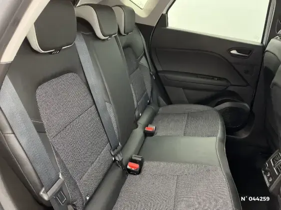 RENAULT CAPTUR II - voiture d'occasion - Photo 11