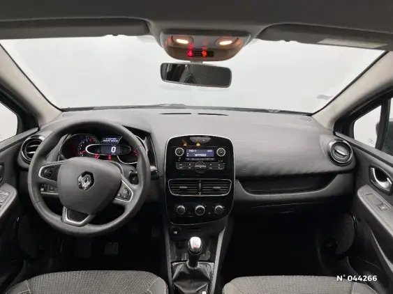 RENAULT CLIO IV - voiture d'occasion - Photo 9