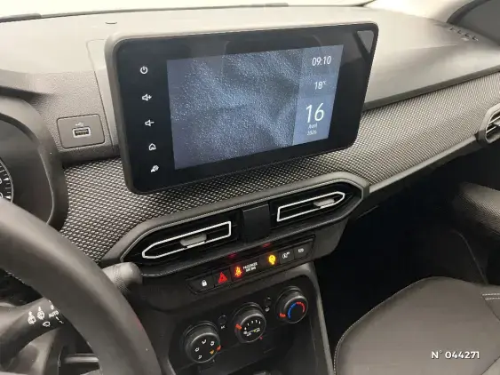 DACIA SANDERO III - voiture d'occasion - Photo 13