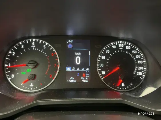 RENAULT CLIO V - voiture d'occasion - Photo 12