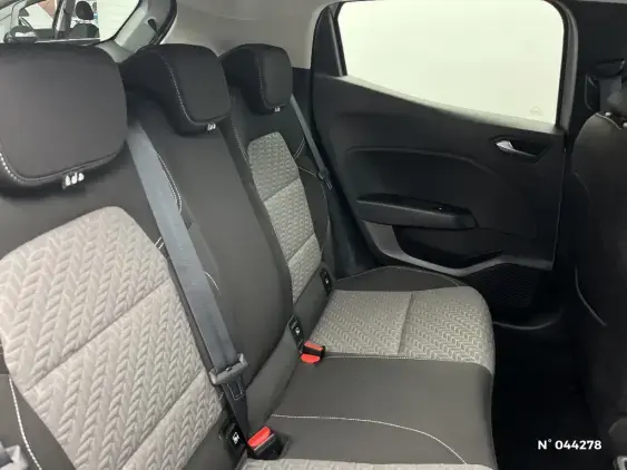 RENAULT CLIO V - voiture d'occasion - Photo 11