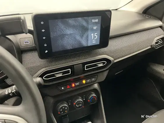DACIA SANDERO III - voiture d'occasion - Photo 13