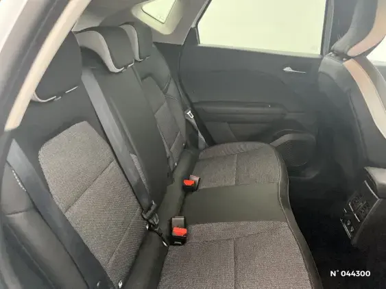 RENAULT CAPTUR II - voiture d'occasion - Photo 11