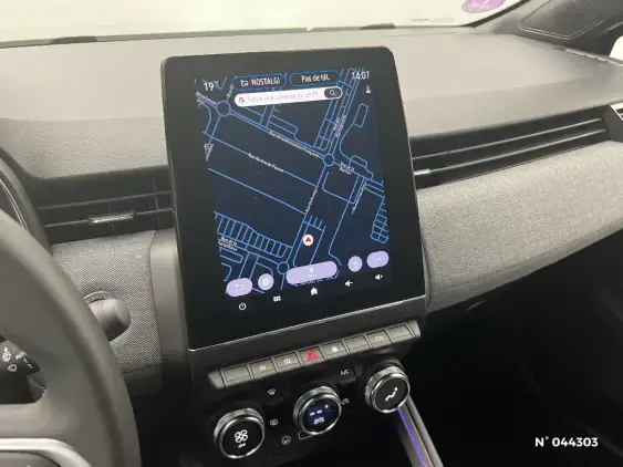 RENAULT CLIO V - voiture d'occasion - Photo 13