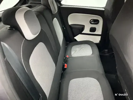 RENAULT TWINGO III - voiture d'occasion - Photo 11