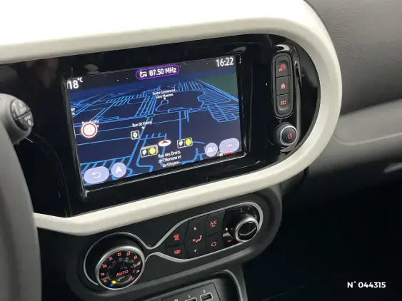 RENAULT TWINGO ELECTRIQUE III - voiture d'occasion - Photo 13