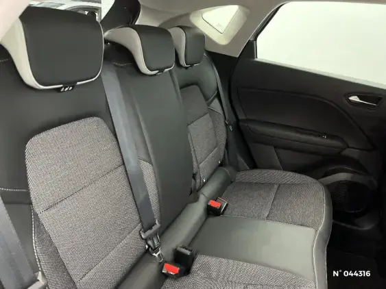 RENAULT CAPTUR II - voiture d'occasion - Photo 11