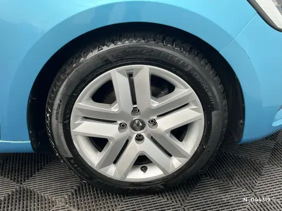 RENAULT CLIO V - voiture d'occasion - Photo 8