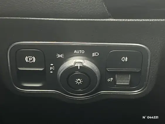 MERCEDES-BENZ CLASSE B III - voiture d'occasion - Photo 15