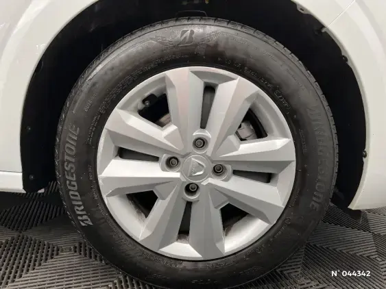 DACIA SANDERO III - voiture d'occasion - Photo 8