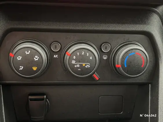 DACIA SANDERO III - voiture d'occasion - Photo 15