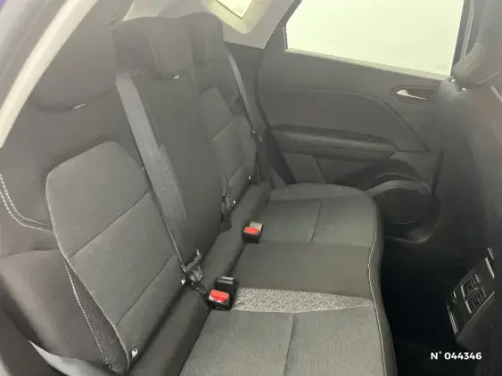 RENAULT CAPTUR II - voiture d'occasion - Photo 11