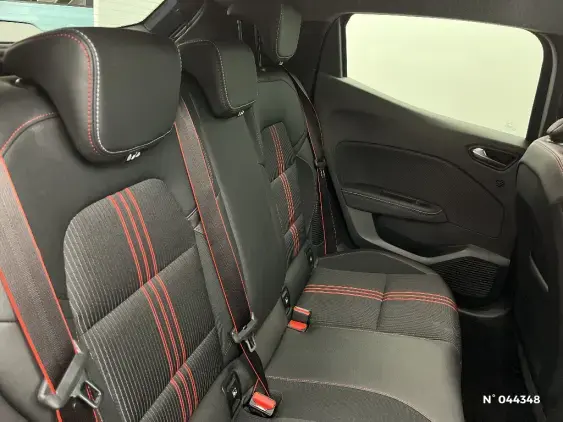 RENAULT CLIO V - voiture d'occasion - Photo 11