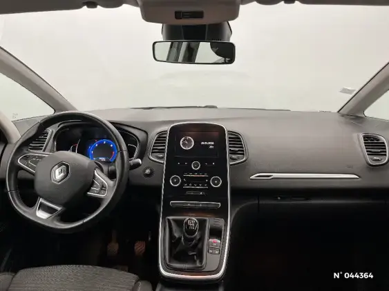 RENAULT SCENIC IV - voiture d'occasion - Photo 9