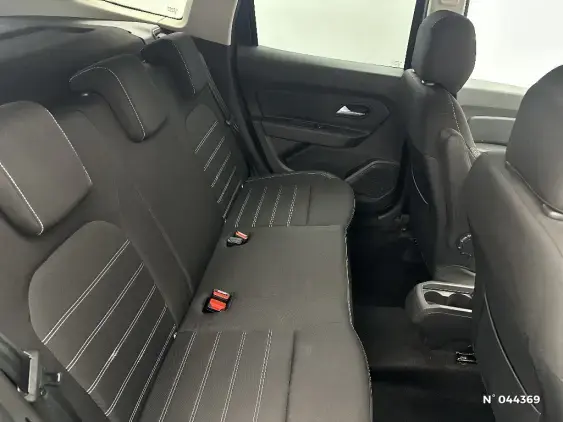 DACIA DUSTER II - voiture d'occasion - Photo 11