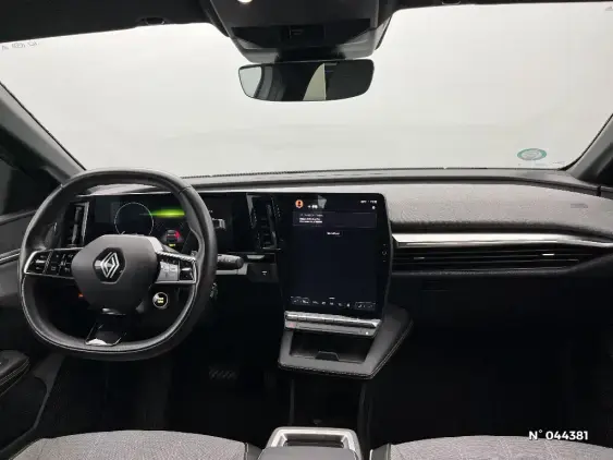 RENAULT MEGANE V - voiture d'occasion - Photo 9